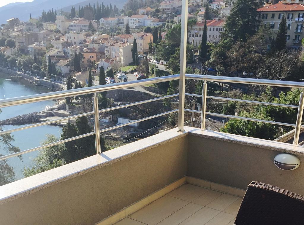 Villa Dinka Vip Apartmani Opatija Zimmer foto